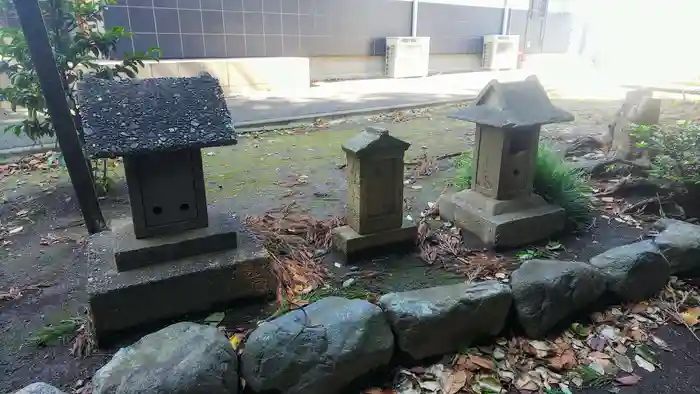 亀久保神明神社の建物その他