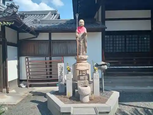 白雲寺の地蔵