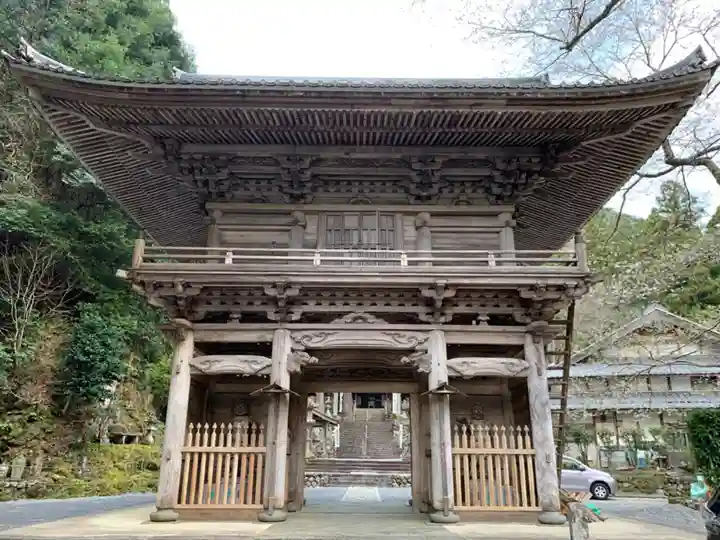 甘南美寺の山門・神門