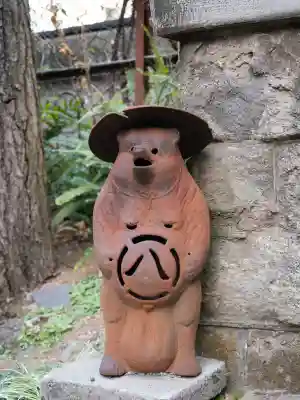 柳森神社の{uncategorized: "未分類", other: "その他", undefined: "問題あり", building: "その他建物", grave: "お墓", sacred_gate: "鳥居", guardian: "狛犬", statue: "像", buddha: "仏像", history: "歴史", nature: "自然", garden: "庭園", animal: "動物", pagoda: "塔", temizu: "手水舎", mountain_gate: "山門・神門", sanctuary: "本殿・本堂", subordinate: "末社・摂社", art: "芸術", scenery: "景色", jizo: "地蔵", ema: "絵馬", goshuin: "御朱印", omikuji: "おみくじ", items: "授与品その他", amulet: "お守り", goshuincho: "御朱印帳", eats: "食事", festival: "お祭り", votive_dance: "神楽", shichigosan: "七五三参", wedding: "結婚式", experience: "体験その他", initially: "初詣", around: "周辺", anti_infection: "感染症対策"}