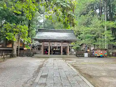 諏訪大社の本殿・本堂