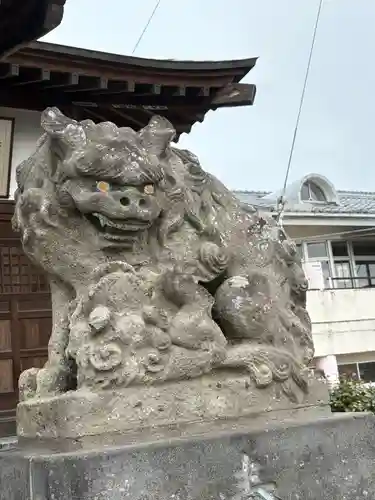伊勢山神社の狛犬