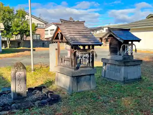 白子神社の末社