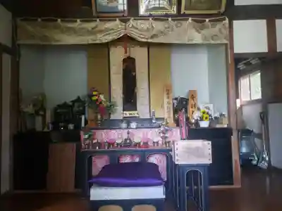 安楽寺の本殿・本堂