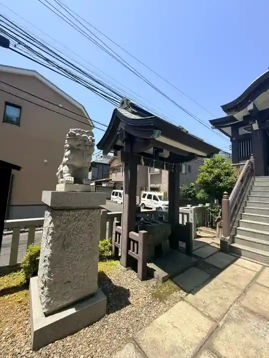 神楽坂若宮八幡神社の{uncategorized: "未分類", other: "その他", undefined: "問題あり", building: "その他建物", grave: "お墓", sacred_gate: "鳥居", guardian: "狛犬", statue: "像", buddha: "仏像", history: "歴史", nature: "自然", garden: "庭園", animal: "動物", pagoda: "塔", temizu: "手水舎", mountain_gate: "山門・神門", sanctuary: "本殿・本堂", subordinate: "末社・摂社", art: "芸術", scenery: "景色", jizo: "地蔵", ema: "絵馬", goshuin: "御朱印", omikuji: "おみくじ", items: "授与品その他", amulet: "お守り", goshuincho: "御朱印帳", eats: "食事", festival: "お祭り", votive_dance: "神楽", shichigosan: "七五三参", wedding: "結婚式", experience: "体験その他", initially: "初詣", around: "周辺", anti_infection: "感染症対策"}