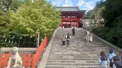 鶴岡八幡宮の本殿・本堂