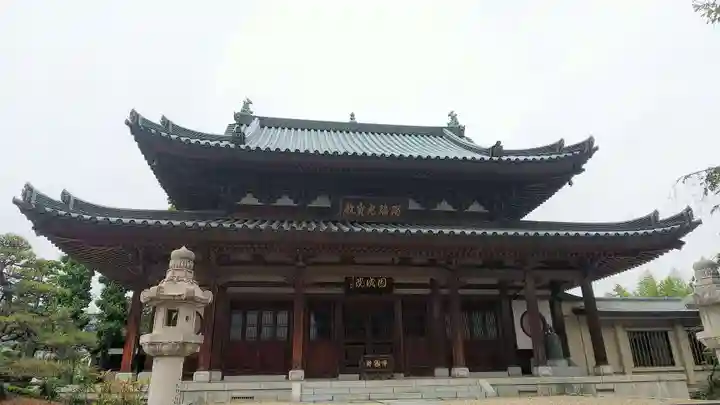 円成院の本殿・本堂