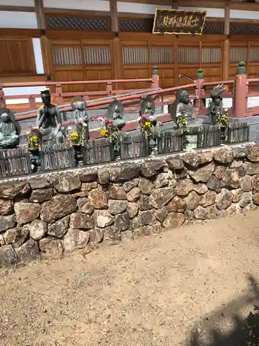 滿福密寺の本殿・本堂