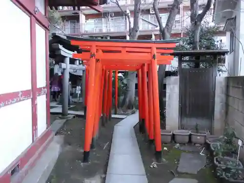 王子稲荷神社の鳥居