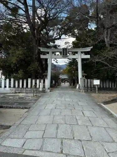 弓弦羽神社の{uncategorized: "未分類", other: "その他", undefined: "問題あり", building: "その他建物", grave: "お墓", sacred_gate: "鳥居", guardian: "狛犬", statue: "像", buddha: "仏像", history: "歴史", nature: "自然", garden: "庭園", animal: "動物", pagoda: "塔", temizu: "手水舎", mountain_gate: "山門・神門", sanctuary: "本殿・本堂", subordinate: "末社・摂社", art: "芸術", scenery: "景色", jizo: "地蔵", ema: "絵馬", goshuin: "御朱印", omikuji: "おみくじ", items: "授与品その他", amulet: "お守り", goshuincho: "御朱印帳", eats: "食事", festival: "お祭り", votive_dance: "神楽", shichigosan: "七五三参", wedding: "結婚式", experience: "体験その他", initially: "初詣", around: "周辺", anti_infection: "感染症対策"}