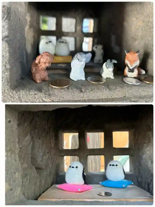 札幌諏訪神社の像