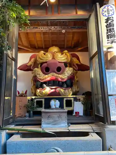 波除神社（波除稲荷神社）の狛犬