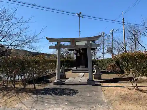 上飯野弁財天の鳥居