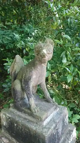 長石稲荷神社の狛犬