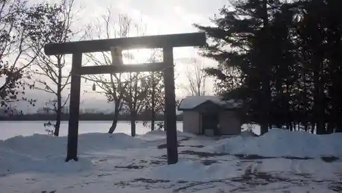 幸福神社の鳥居