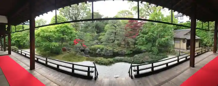 正傳(正伝)永源院の庭園