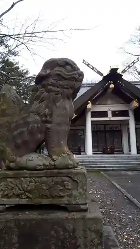 妹背牛神社の狛犬