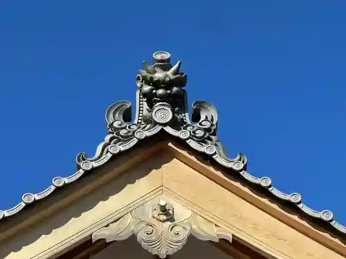 意頼寺の{uncategorized: "未分類", other: "その他", undefined: "問題あり", building: "その他建物", grave: "お墓", sacred_gate: "鳥居", guardian: "狛犬", statue: "像", buddha: "仏像", history: "歴史", nature: "自然", garden: "庭園", animal: "動物", pagoda: "塔", temizu: "手水舎", mountain_gate: "山門・神門", sanctuary: "本殿・本堂", subordinate: "末社・摂社", art: "芸術", scenery: "景色", jizo: "地蔵", ema: "絵馬", goshuin: "御朱印", omikuji: "おみくじ", items: "授与品その他", amulet: "お守り", goshuincho: "御朱印帳", eats: "食事", festival: "お祭り", votive_dance: "神楽", shichigosan: "七五三参", wedding: "結婚式", experience: "体験その他", initially: "初詣", around: "周辺", anti_infection: "感染症対策"}