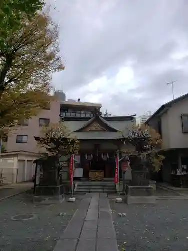 穏田神社の本殿・本堂