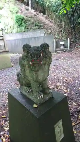 五十鈴神社の狛犬