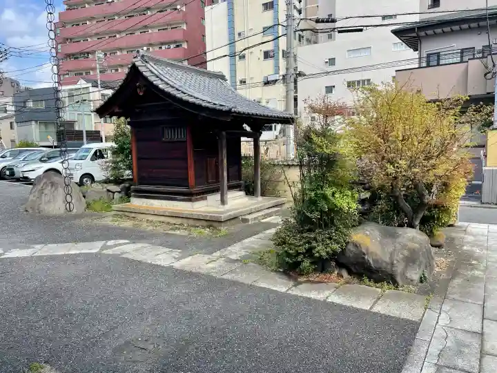 大雄山最乗寺東京別院の{uncategorized: "未分類", other: "その他", undefined: "問題あり", building: "その他建物", grave: "お墓", sacred_gate: "鳥居", guardian: "狛犬", statue: "像", buddha: "仏像", history: "歴史", nature: "自然", garden: "庭園", animal: "動物", pagoda: "塔", temizu: "手水舎", mountain_gate: "山門・神門", sanctuary: "本殿・本堂", subordinate: "末社・摂社", art: "芸術", scenery: "景色", jizo: "地蔵", ema: "絵馬", goshuin: "御朱印", omikuji: "おみくじ", items: "授与品その他", amulet: "お守り", goshuincho: "御朱印帳", eats: "食事", festival: "お祭り", votive_dance: "神楽", shichigosan: "七五三参", wedding: "結婚式", experience: "体験その他", initially: "初詣", around: "周辺", anti_infection: "感染症対策"}