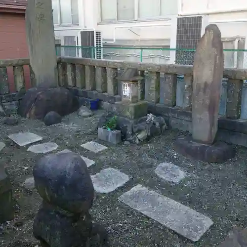 小松川神社の末社・摂社