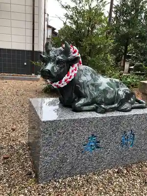 八幡神社の狛犬