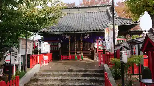 鴻神社の本殿・本堂