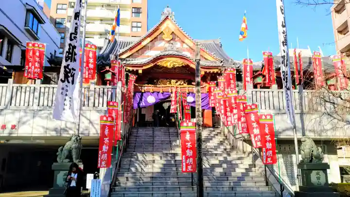 成田山 萬福院の本殿・本堂