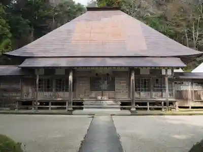 華蔵寺の本殿・本堂