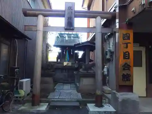 氷川神社の鳥居