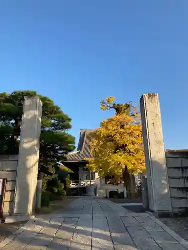 神崎寺(開運水戸不動尊)の山門