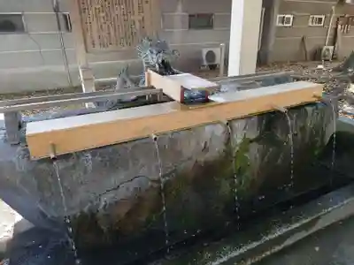 真清田神社の手水舎
