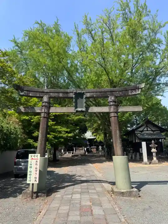 桐生天満宮の{uncategorized: "未分類", other: "その他", undefined: "問題あり", building: "その他建物", grave: "お墓", sacred_gate: "鳥居", guardian: "狛犬", statue: "像", buddha: "仏像", history: "歴史", nature: "自然", garden: "庭園", animal: "動物", pagoda: "塔", temizu: "手水舎", mountain_gate: "山門・神門", sanctuary: "本殿・本堂", subordinate: "末社・摂社", art: "芸術", scenery: "景色", jizo: "地蔵", ema: "絵馬", goshuin: "御朱印", omikuji: "おみくじ", items: "授与品その他", amulet: "お守り", goshuincho: "御朱印帳", eats: "食事", festival: "お祭り", votive_dance: "神楽", shichigosan: "七五三参", wedding: "結婚式", experience: "体験その他", initially: "初詣", around: "周辺", anti_infection: "感染症対策"}