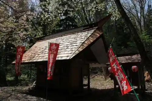 磐椅神社の末社