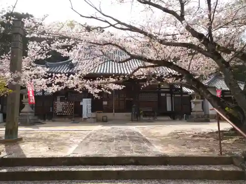 法輪寺の本殿・本堂