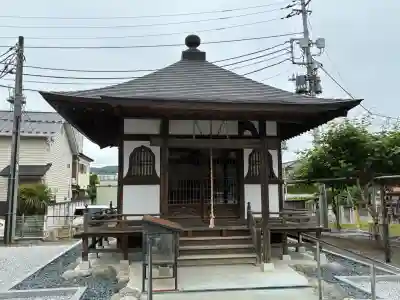 薬師堂(慈眼寺瑠璃殿)の{uncategorized: "未分類", other: "その他", undefined: "問題あり", building: "その他建物", grave: "お墓", sacred_gate: "鳥居", guardian: "狛犬", statue: "像", buddha: "仏像", history: "歴史", nature: "自然", garden: "庭園", animal: "動物", pagoda: "塔", temizu: "手水舎", mountain_gate: "山門・神門", sanctuary: "本殿・本堂", subordinate: "末社・摂社", art: "芸術", scenery: "景色", jizo: "地蔵", ema: "絵馬", goshuin: "御朱印", omikuji: "おみくじ", items: "授与品その他", amulet: "お守り", goshuincho: "御朱印帳", eats: "食事", festival: "お祭り", votive_dance: "神楽", shichigosan: "七五三参", wedding: "結婚式", experience: "体験その他", initially: "初詣", around: "周辺", anti_infection: "感染症対策"}