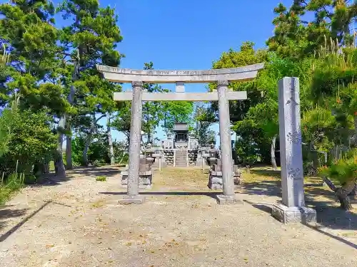 八幡社の鳥居