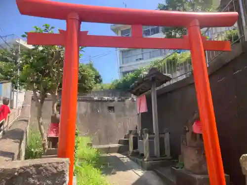 東岡城辺稲荷神社(神奈川県)
