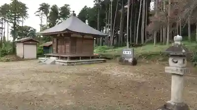 薬師堂の本殿・本堂