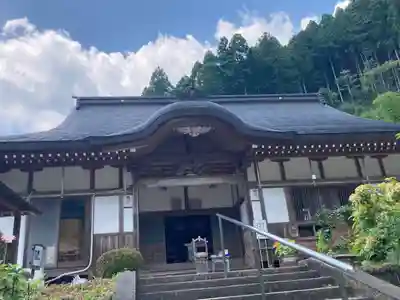 真楽寺の本殿・本堂