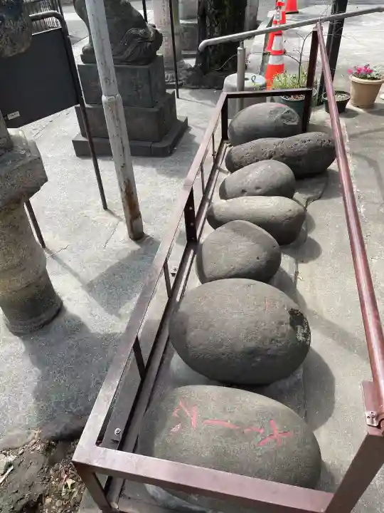 香取神社の{uncategorized: "未分類", other: "その他", undefined: "問題あり", building: "その他建物", grave: "お墓", sacred_gate: "鳥居", guardian: "狛犬", statue: "像", buddha: "仏像", history: "歴史", nature: "自然", garden: "庭園", animal: "動物", pagoda: "塔", temizu: "手水舎", mountain_gate: "山門・神門", sanctuary: "本殿・本堂", subordinate: "末社・摂社", art: "芸術", scenery: "景色", jizo: "地蔵", ema: "絵馬", goshuin: "御朱印", omikuji: "おみくじ", items: "授与品その他", amulet: "お守り", goshuincho: "御朱印帳", eats: "食事", festival: "お祭り", votive_dance: "神楽", shichigosan: "七五三参", wedding: "結婚式", experience: "体験その他", initially: "初詣", around: "周辺", anti_infection: "感染症対策"}