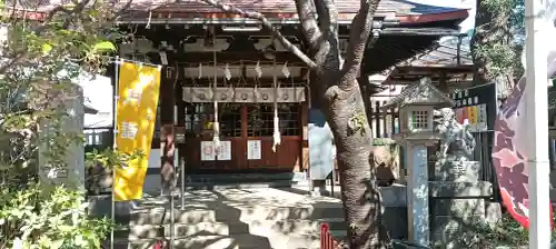 子安稲荷神社の{uncategorized: "未分類", other: "その他", undefined: "問題あり", building: "その他建物", grave: "お墓", sacred_gate: "鳥居", guardian: "狛犬", statue: "像", buddha: "仏像", history: "歴史", nature: "自然", garden: "庭園", animal: "動物", pagoda: "塔", temizu: "手水舎", mountain_gate: "山門・神門", sanctuary: "本殿・本堂", subordinate: "末社・摂社", art: "芸術", scenery: "景色", jizo: "地蔵", ema: "絵馬", goshuin: "御朱印", omikuji: "おみくじ", items: "授与品その他", amulet: "お守り", goshuincho: "御朱印帳", eats: "食事", festival: "お祭り", votive_dance: "神楽", shichigosan: "七五三参", wedding: "結婚式", experience: "体験その他", initially: "初詣", around: "周辺", anti_infection: "感染症対策"}
