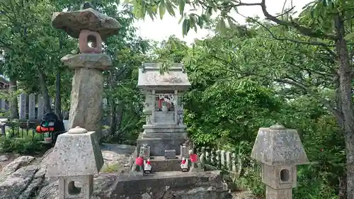 高御位神社の末社・摂社