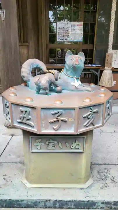 諏訪神社の{uncategorized: "未分類", other: "その他", undefined: "問題あり", building: "その他建物", grave: "お墓", sacred_gate: "鳥居", guardian: "狛犬", statue: "像", buddha: "仏像", history: "歴史", nature: "自然", garden: "庭園", animal: "動物", pagoda: "塔", temizu: "手水舎", mountain_gate: "山門・神門", sanctuary: "本殿・本堂", subordinate: "末社・摂社", art: "芸術", scenery: "景色", jizo: "地蔵", ema: "絵馬", goshuin: "御朱印", omikuji: "おみくじ", items: "授与品その他", amulet: "お守り", goshuincho: "御朱印帳", eats: "食事", festival: "お祭り", votive_dance: "神楽", shichigosan: "七五三参", wedding: "結婚式", experience: "体験その他", initially: "初詣", around: "周辺", anti_infection: "感染症対策"}