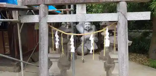 八雲神社(緑町)の像