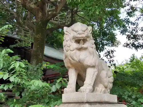 河内國魂神社の狛犬