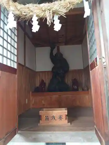 新町諏訪神社の像