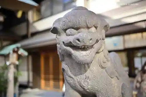 芝大神宮の狛犬