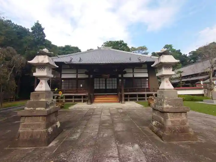光恩寺の本殿・本堂